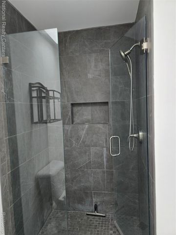 2727 Riverside Drive, Waterford Charter Township, MI 48329