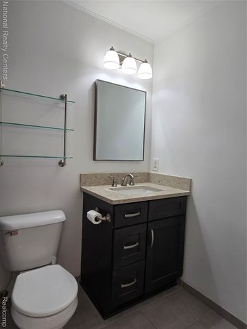 2727 Riverside Drive, Waterford Charter Township, MI 48329