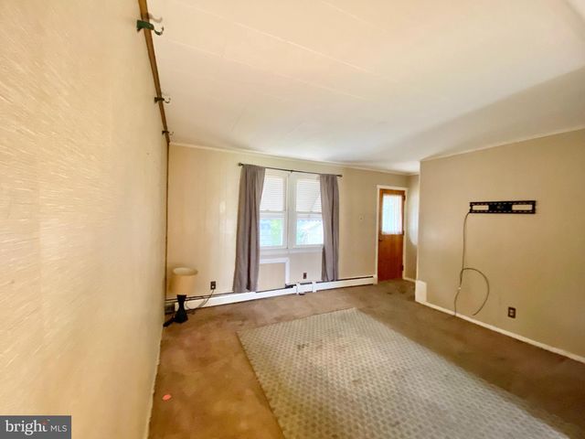 317 HIBBS AVE, Glenolden, PA 19036
