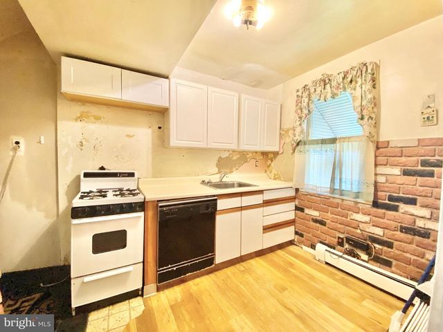 317 HIBBS AVE, Glenolden, PA 19036