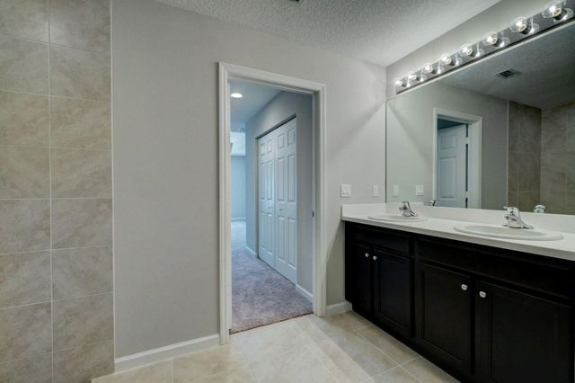 5737 NW Jigsaw Lane, Port St. Lucie, Port St Lucie, FL 34986