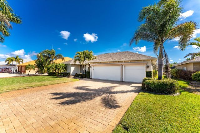 250 ROTONDA BOULEVARD N, Rotonda West, FL 33947