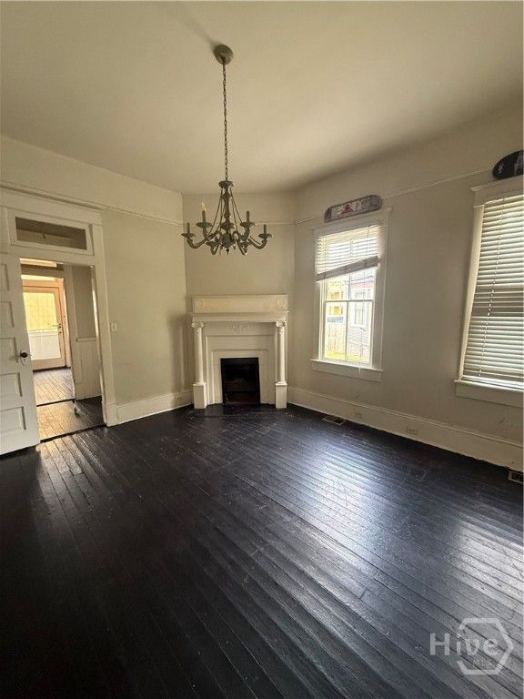 Image 13 of property listing at 115 W 37th Street, Savannah, GA 31401