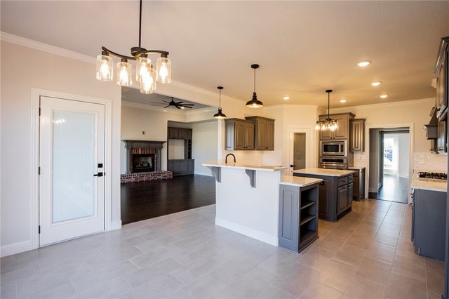 294 Arlington Way, Tontitown, AR 72762