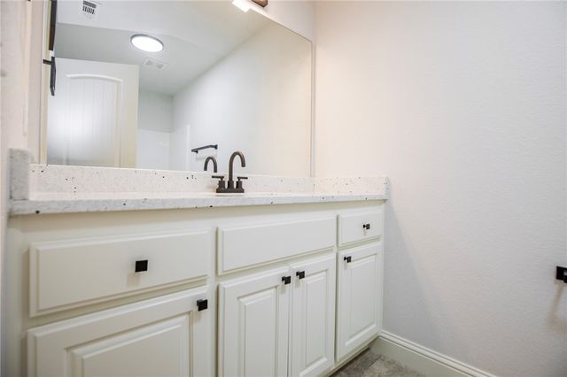 294 Arlington Way, Tontitown, AR 72762