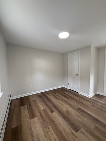 1635 Osgood St 2, North Andover, MA 01845