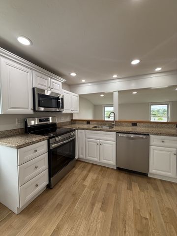 1635 Osgood St 2, North Andover, MA 01845