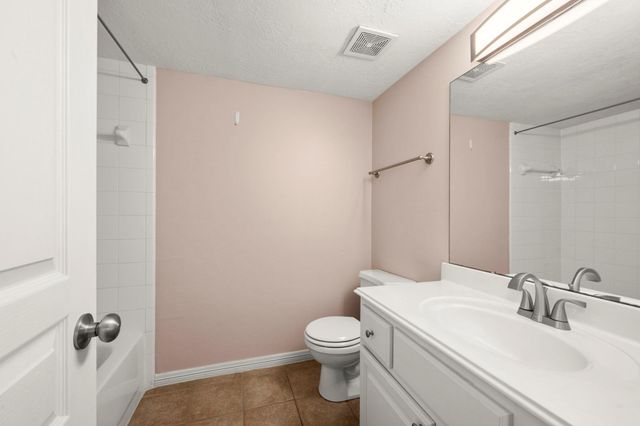5420 Kansas Street A, Houston, TX 77007