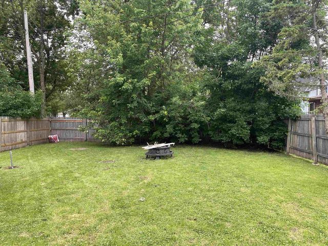 1295 Bechaud Avenue, North Fond Du Lac, WI 54935