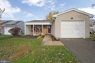 47 CHATHAM PL, Southampton, NJ 08088