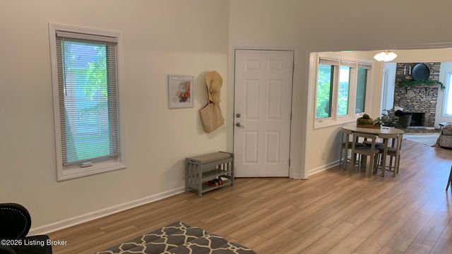 278 Moser Rd, Louisville, KY 40223