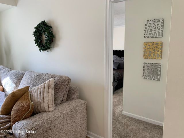 278 Moser Rd, Louisville, KY 40223
