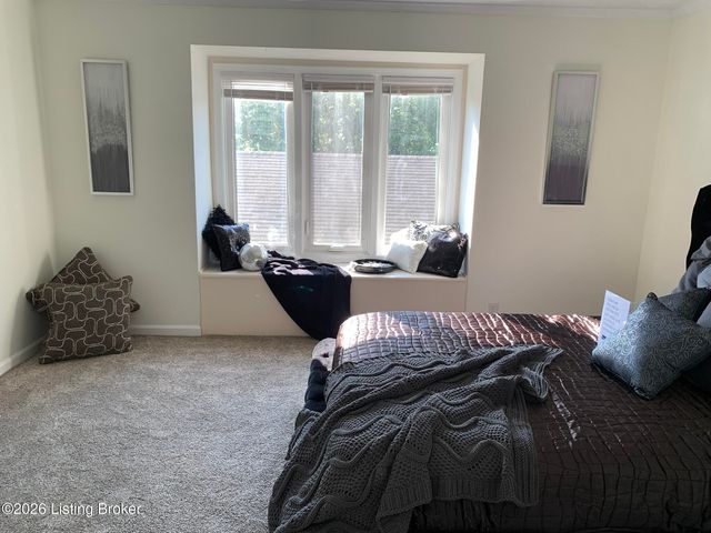 278 Moser Rd, Louisville, KY 40223