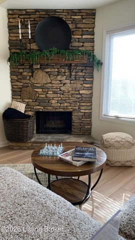 278 Moser Rd, Louisville, KY 40223