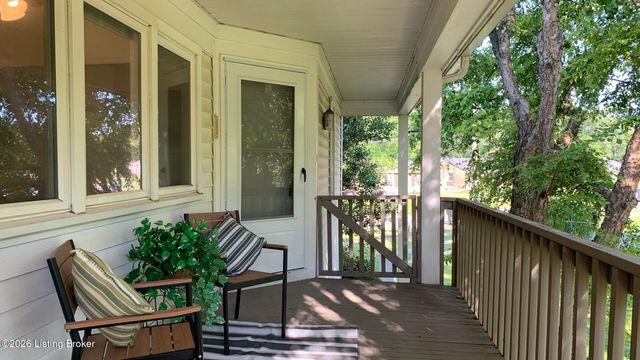 278 Moser Rd, Louisville, KY 40223