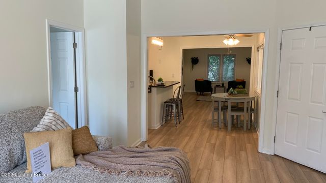 278 Moser Rd, Louisville, KY 40223