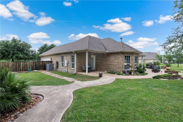 6443 Hardy Weedon Road, College Station, TX 77845
