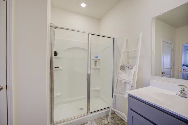 70 DRIFTWOOD LOOP, Oakland, TN 38060