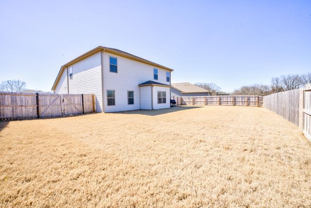 70 DRIFTWOOD LOOP, Oakland, TN 38060