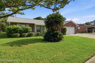 1165 Santa Cruz Avenue, Titusville, FL 32780