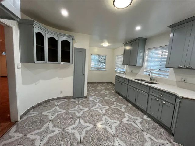 3007 Sequoia, South Gate, CA 90280