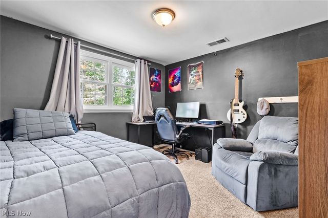 8800 Stoneman Road, Streetsboro, OH 44241