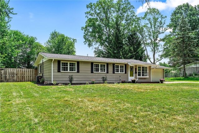 8800 Stoneman Road, Streetsboro, OH 44241