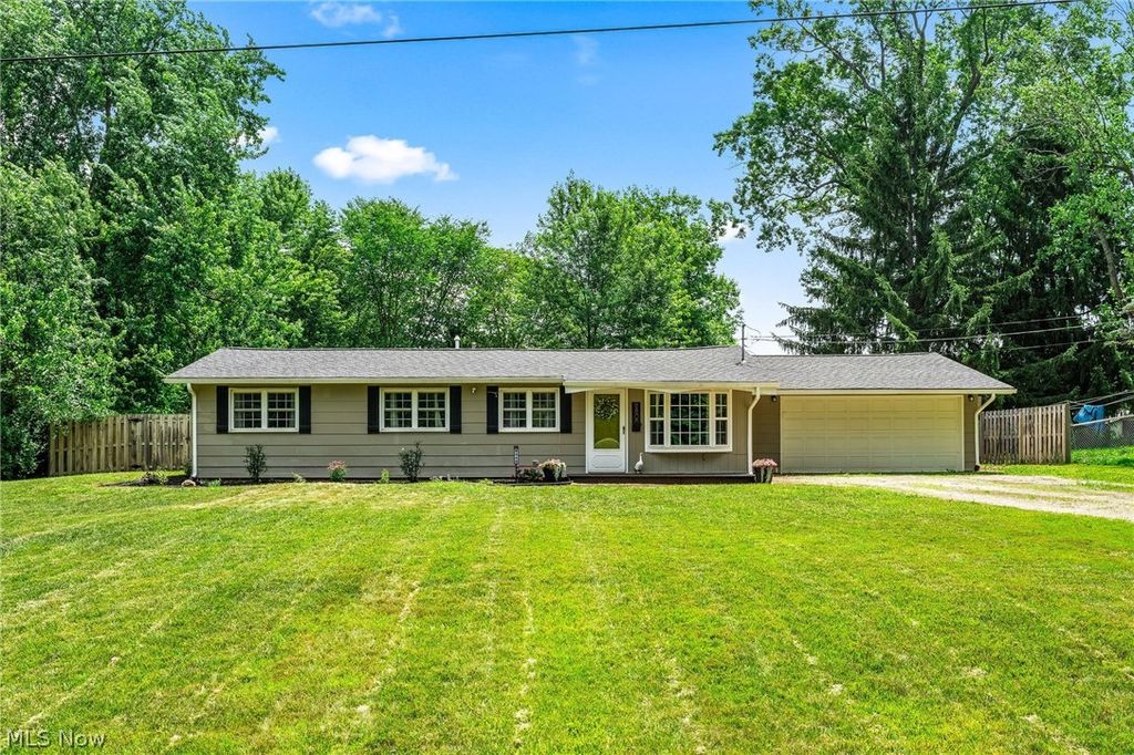 8800 Stoneman Road, Streetsboro, OH 44241