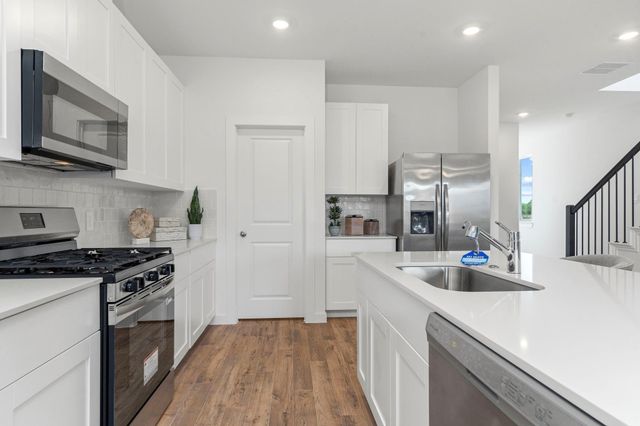 3519 Blackbird Lane, Katy, TX 77494