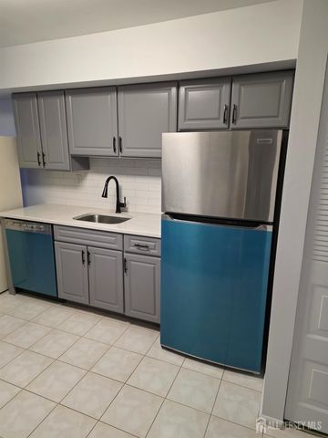 1507 Edison Glen Terrace, Edison, NJ 08837