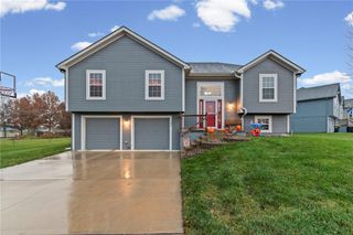 1821 Lauren Lane, Kearney, MO 64060