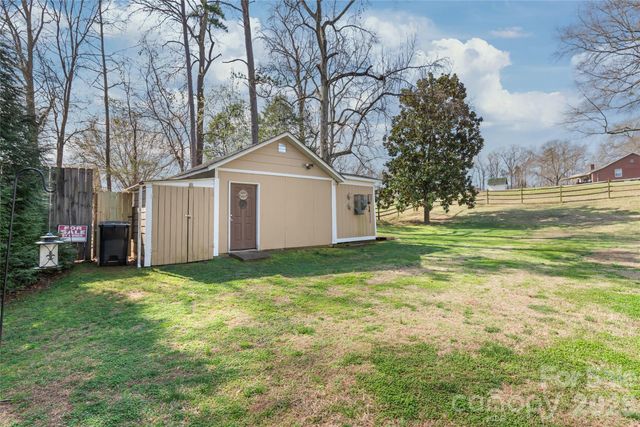 1411 Hensley Road E, Fort Mill, SC 29715