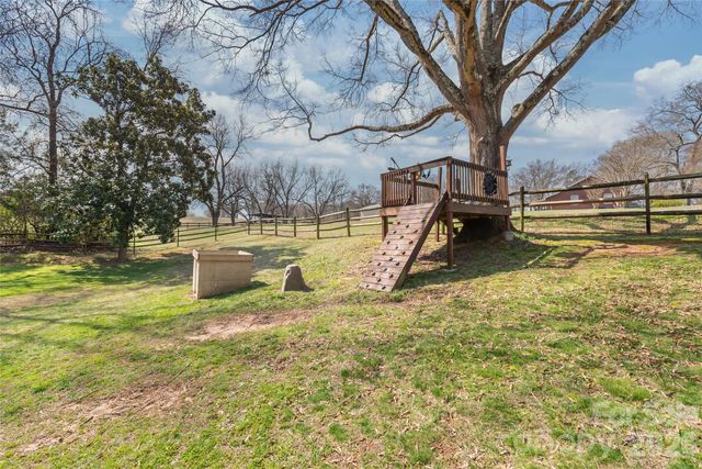 1411 Hensley Road E, Fort Mill, SC 29715