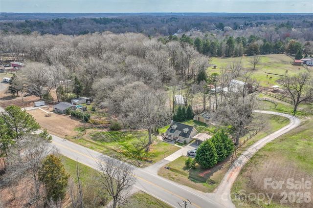 1411 Hensley Road E, Fort Mill, SC 29715