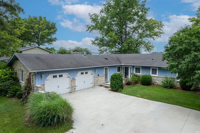 409 N Meadow Lane, Hartford City, IN 47348