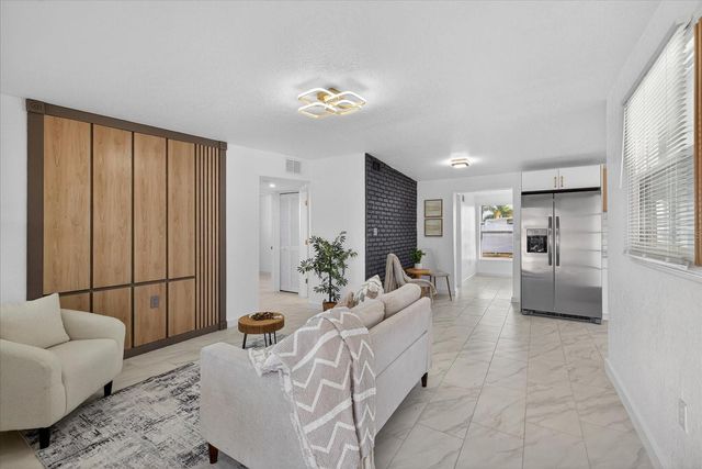 11197 102ND LANE, Largo, FL 33773