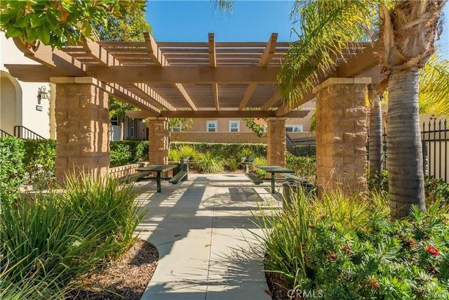 410 Golden Bear Lane, Upland, CA 91786
