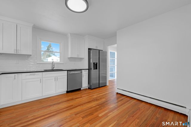 25 Hilldale Road, West Hartford, CT 06117