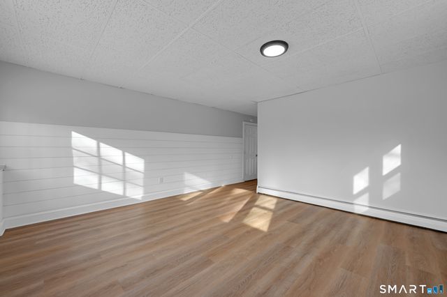 25 Hilldale Road, West Hartford, CT 06117