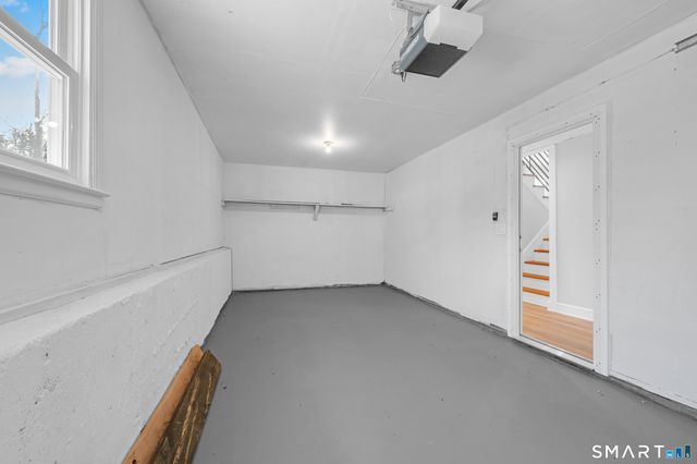 25 Hilldale Road, West Hartford, CT 06117