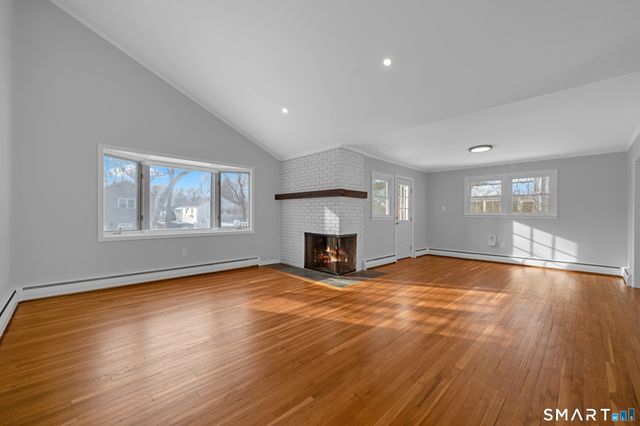 25 Hilldale Road, West Hartford, CT 06117