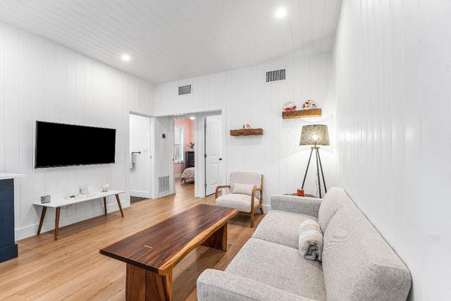 709 SW 9th Court, Delray Beach, FL 33444