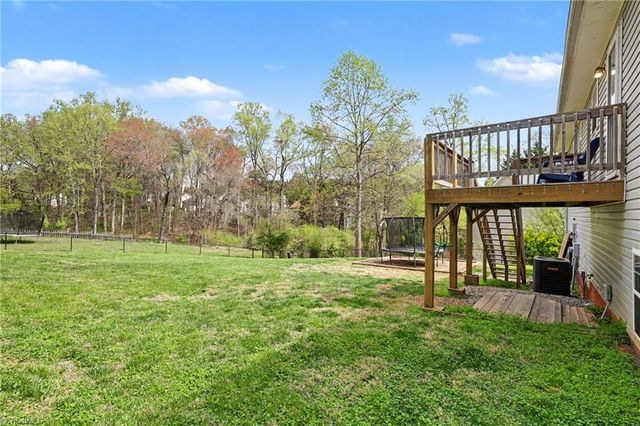 4045 Lenora Drive, Winston-salem, NC 27107