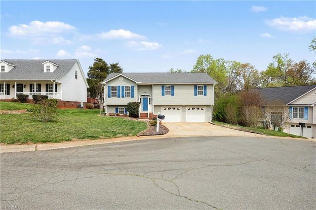 4045 Lenora Drive, Winston-salem, NC 27107