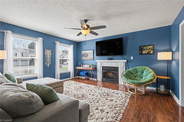 4045 Lenora Drive, Winston-salem, NC 27107