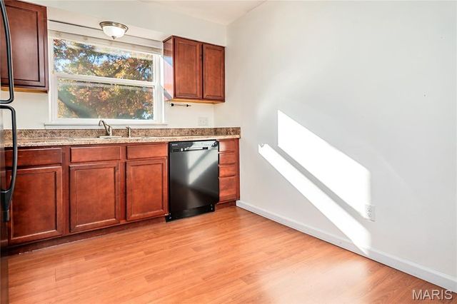 1951 Greenpoint Drive 204, St Louis, MO 63122