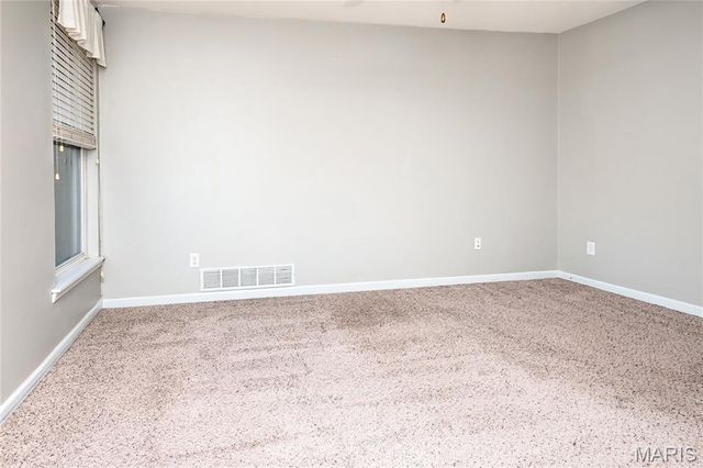 1951 Greenpoint Drive 204, St Louis, MO 63122