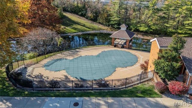 1951 Greenpoint Drive 204, St Louis, MO 63122