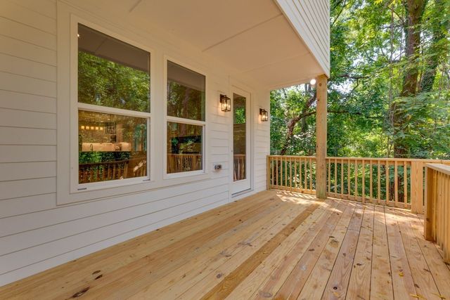 335B McKennell Dr, Nashville, TN 37206