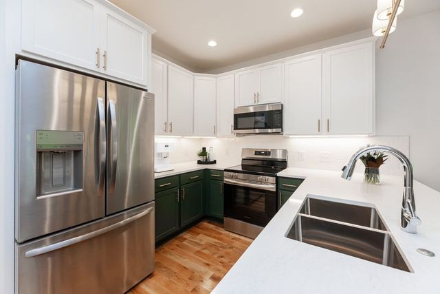 335B McKennell Dr, Nashville, TN 37206